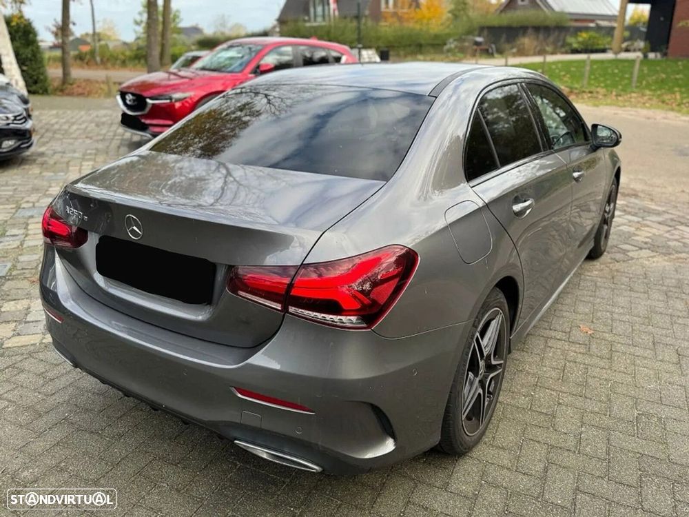 Mercedes-Benz A 250 Limousine e AMG Line - 5