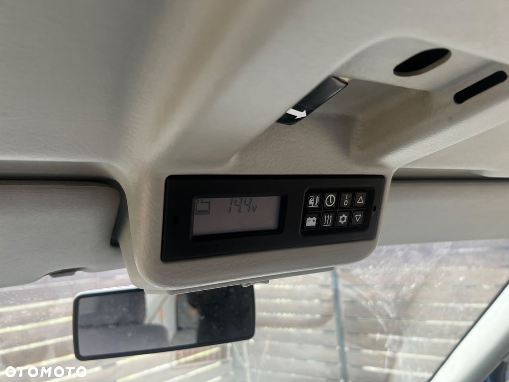 Volkswagen California - 12