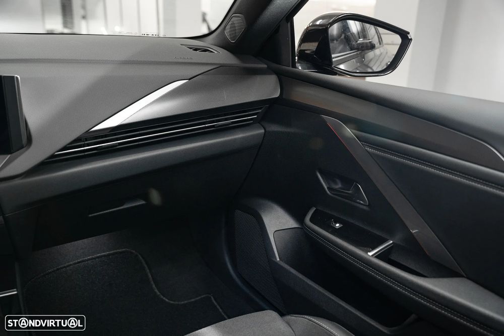 Opel Astra Sports Tourer 1.2 T Elegance - 17