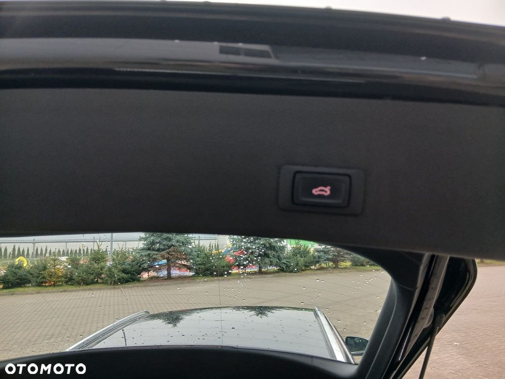 Audi A4 Avant 2.0 TDI - 9