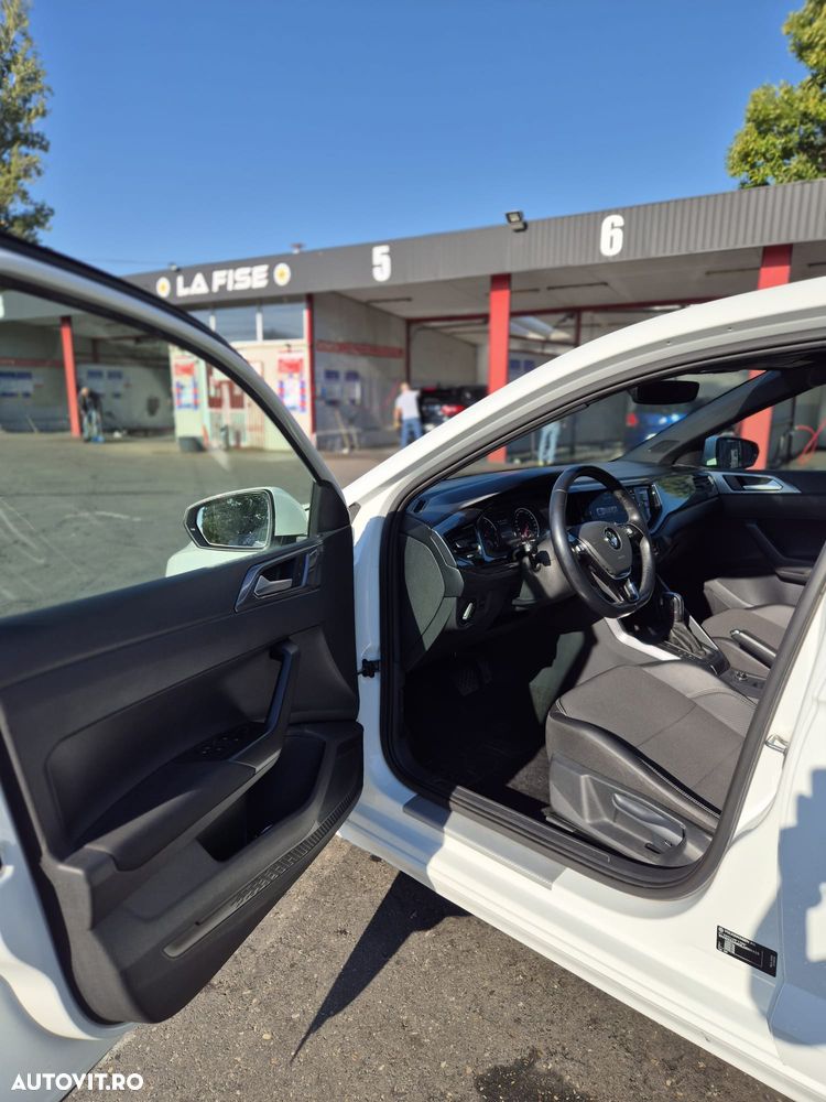 Volkswagen Polo - 8
