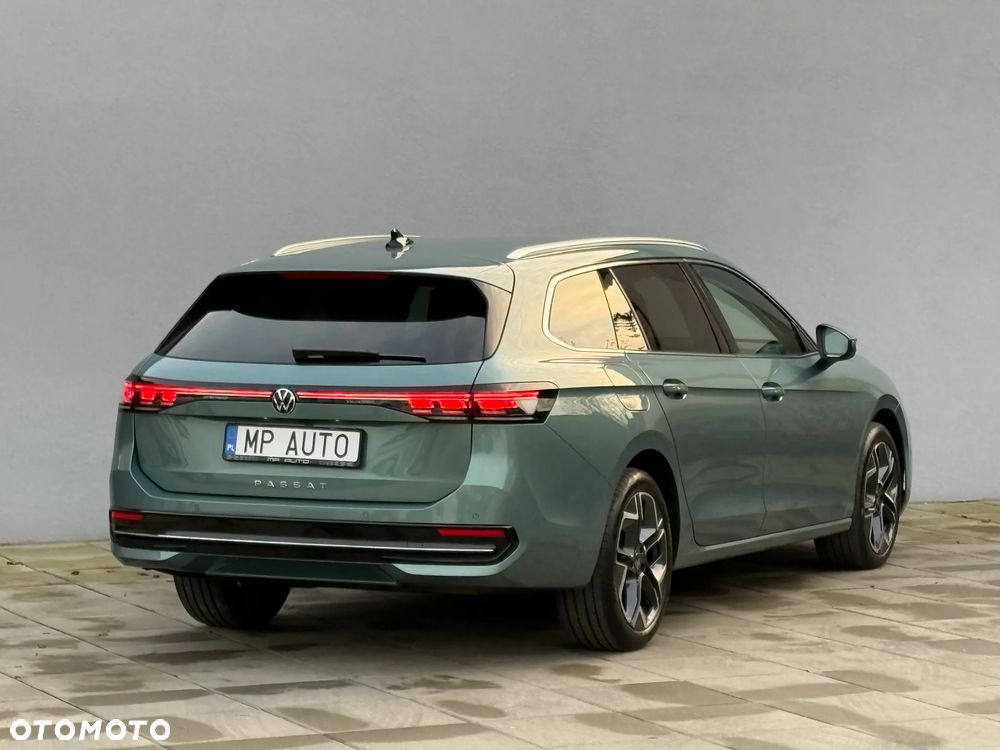 Volkswagen Passat Variant 2.0 TDI SCR Elegance DSG - 7