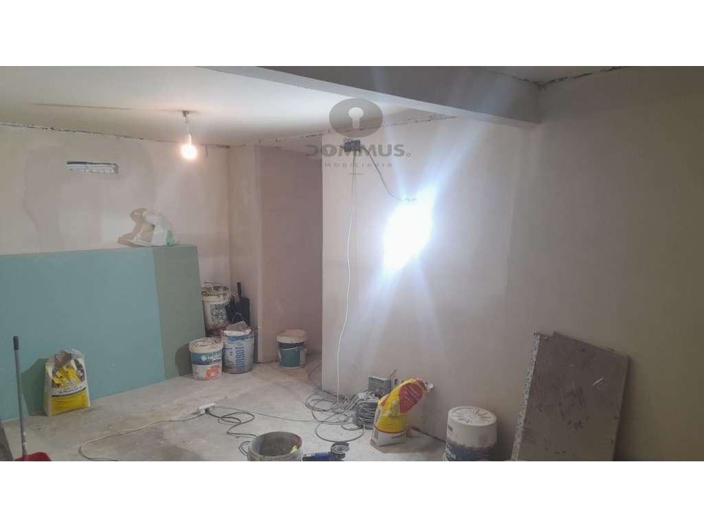 T2 Remodelado em São Vicente, Graça. - Grande imagem: 2/7