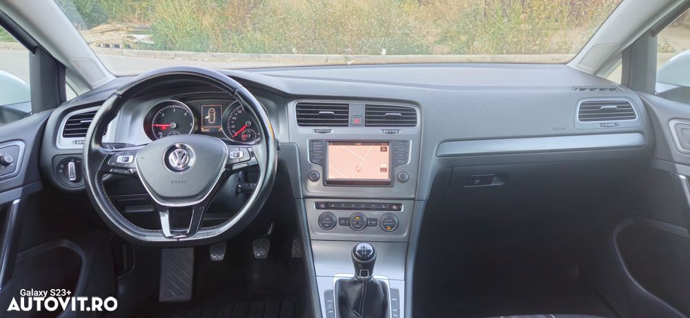 Volkswagen Golf 1.6 TDI BlueMotion Technology Lounge - 2