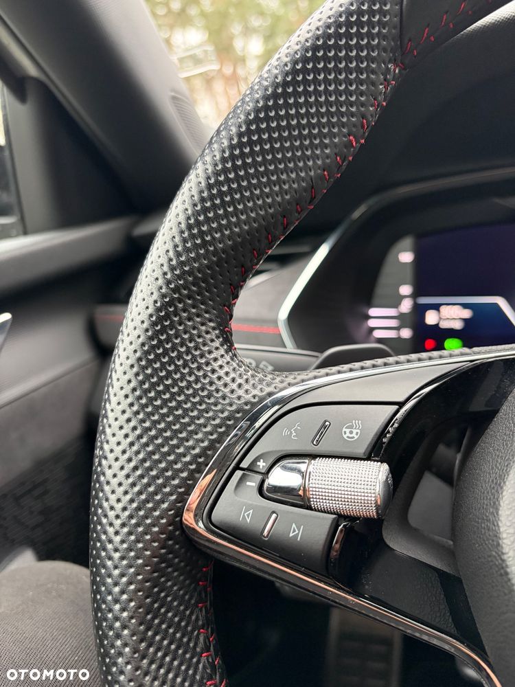 Skoda Octavia 2.0 TSI RS 245 DSG - 21