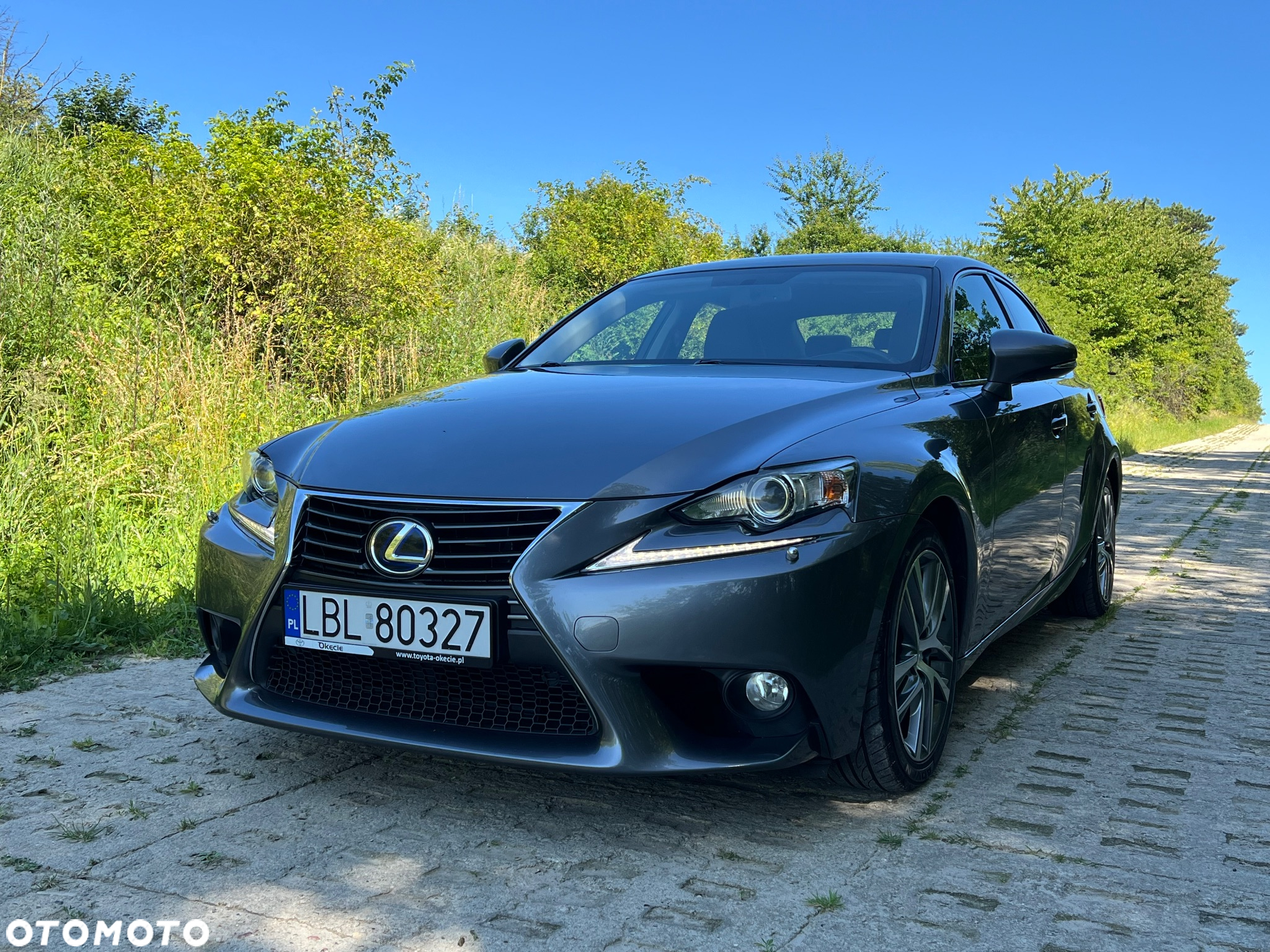 Lexus IS - 2