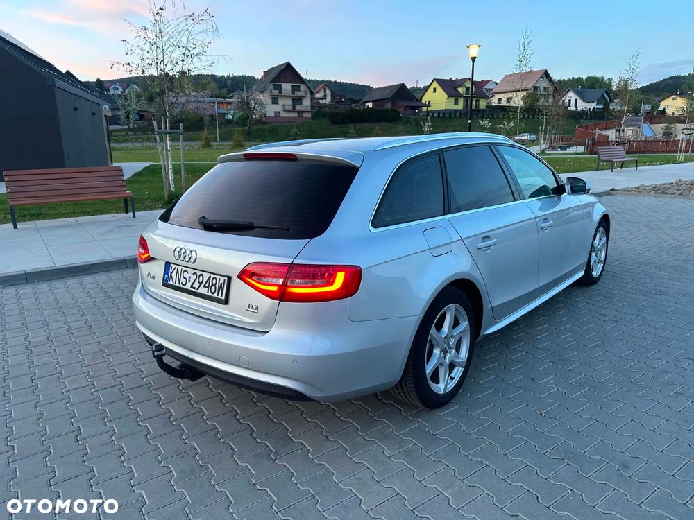 Audi A4 Avant 2.0 TDI DPF quattro Attraction - 5