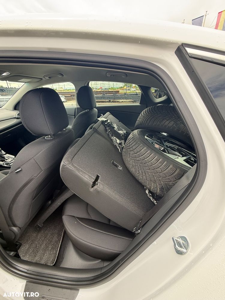 Hyundai i30 1.5 T-GDI 140CP 7DCT MHEV Highway - 16