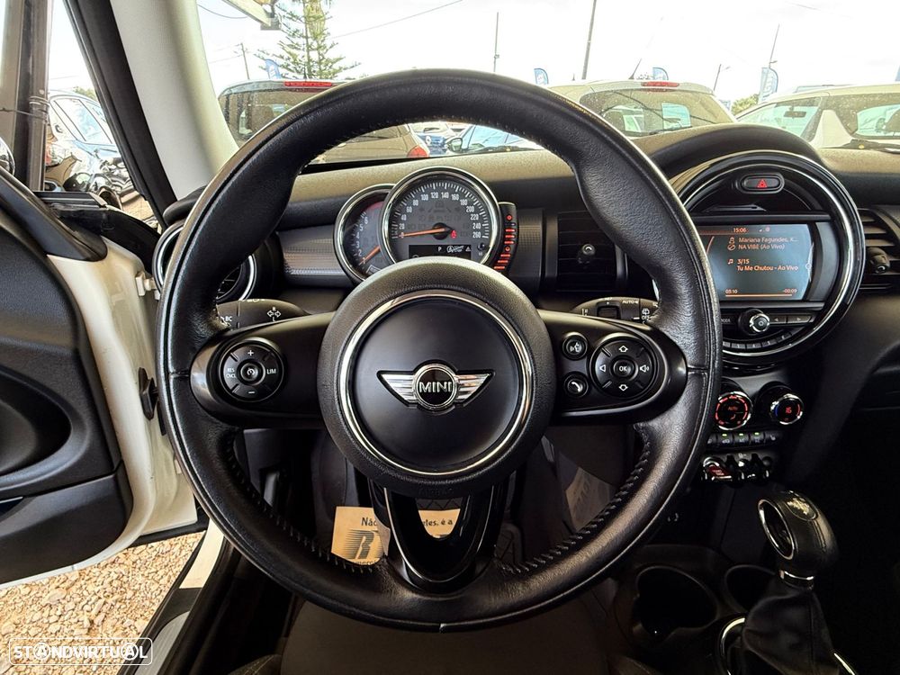 MINI 3 Portas Cooper Auto - 19