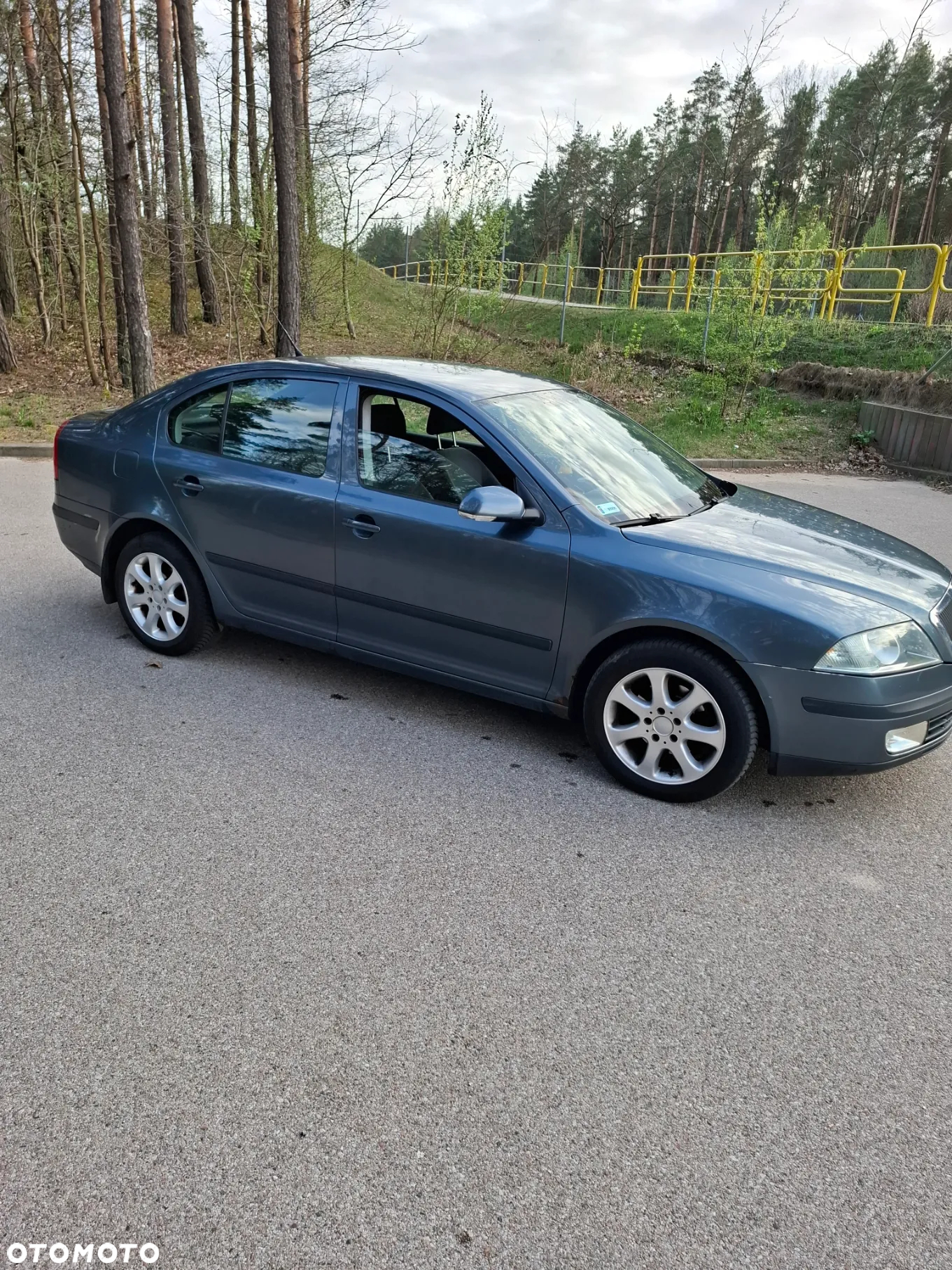 Skoda Octavia 1.6 Ambiente - 2