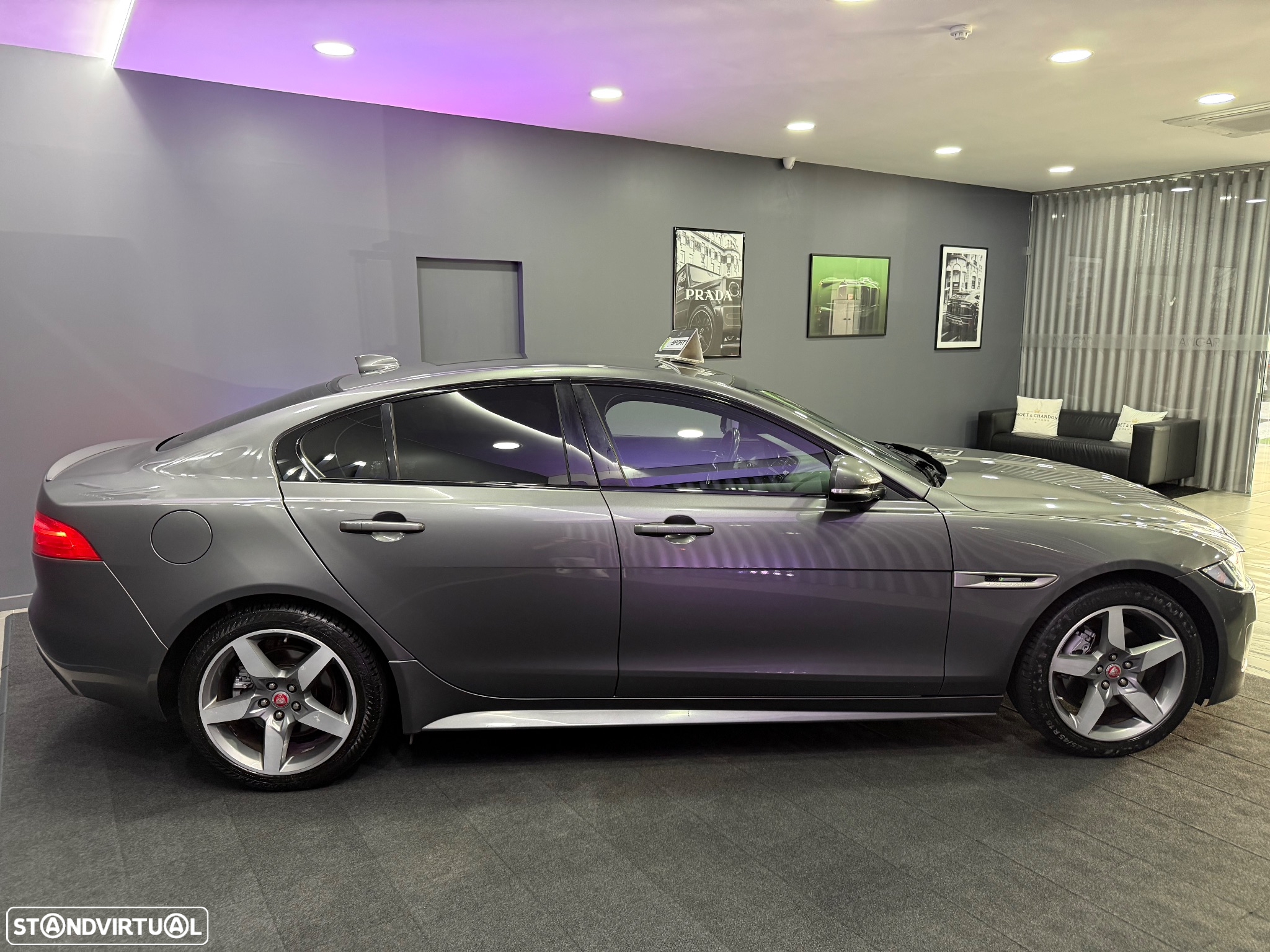 Jaguar XE 2.0 D R-Sport Aut. - 16