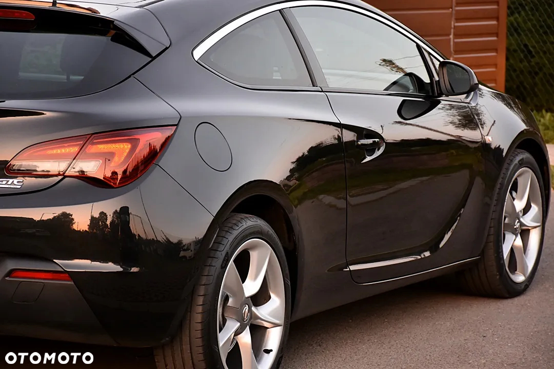 Opel Astra - 11