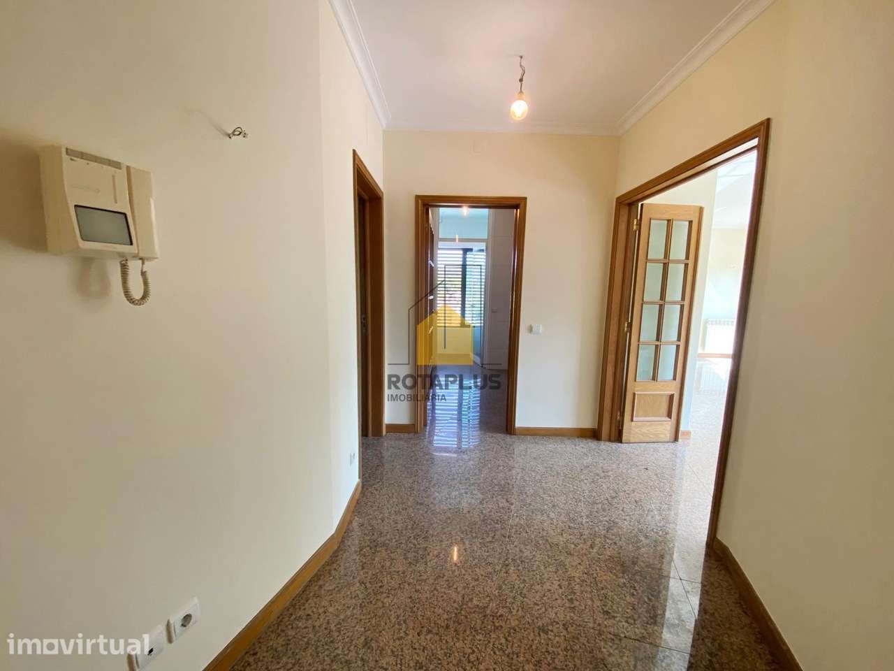 Apartamento T1+1 na Maia - Grande imagem: 5/22