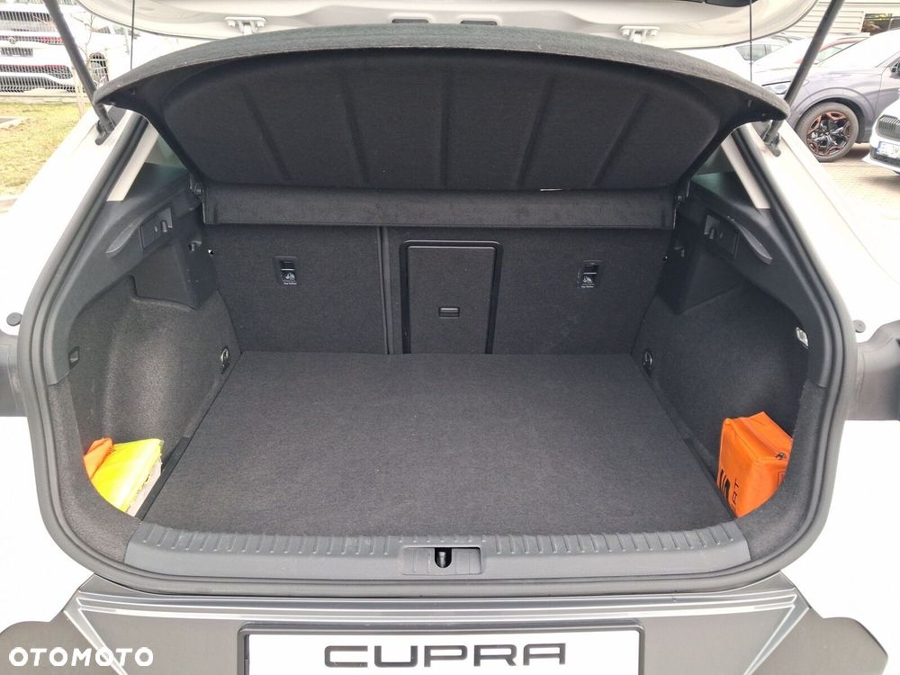 Cupra Formentor 1.4 e-Hybrid DSG - 22
