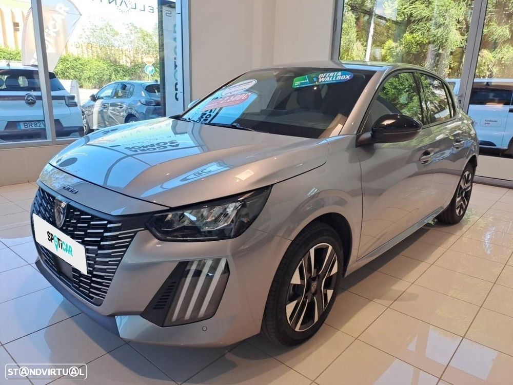 Peugeot 208 - 1