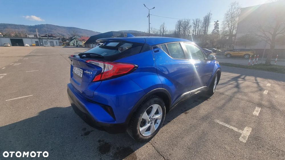 Toyota C-HR - 4