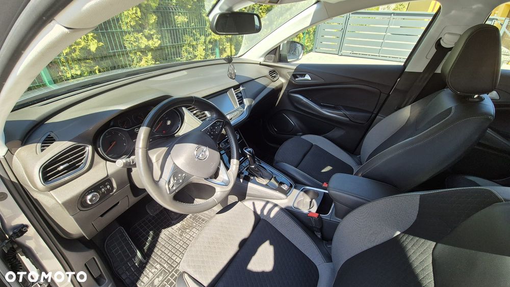 Opel Grandland X 1.6 T Elegance S&S - 8