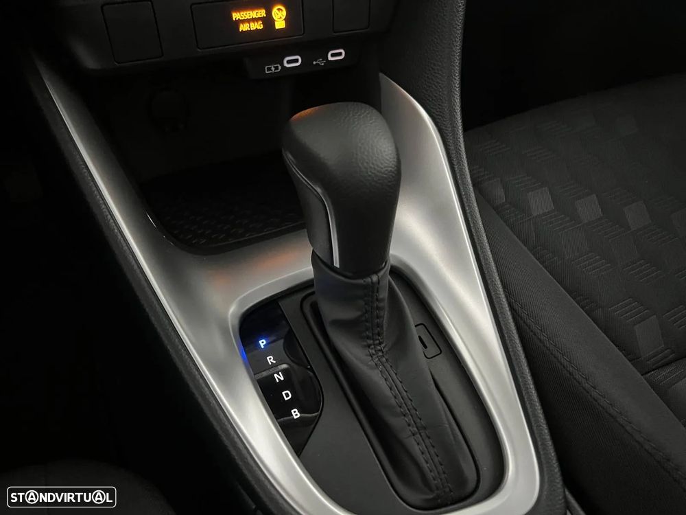 Mazda 2 1.5 L Hybrid VVT-i Centre-Line - 18