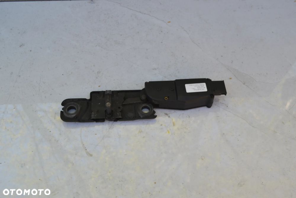 AUDI A4 B8 A6 C6 C7 Q3 Q5 Q7 MECHANIZM DOCIĄG DOMYKANIA KLAPY BAGAŻNIKA ORYGINAŁ 4F9827383H - 1