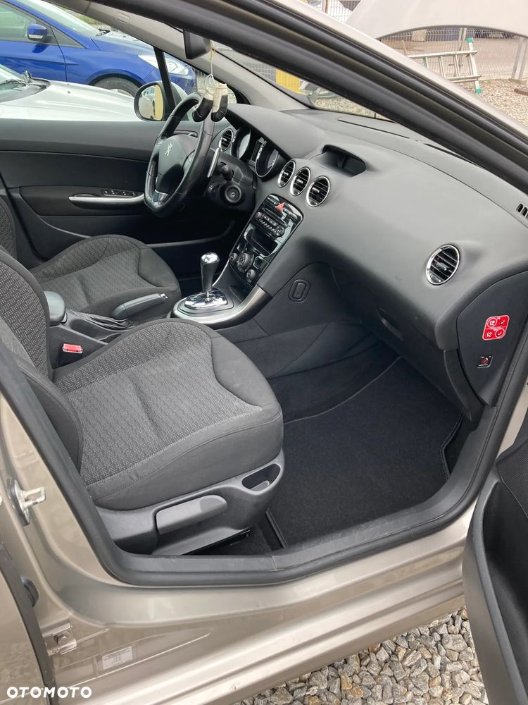 Peugeot 308 HDi FAP 110 EGS6 Premium - 15