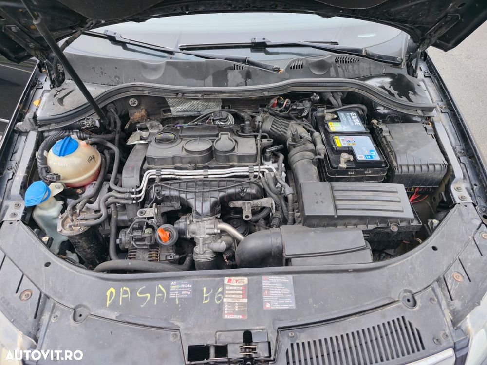 Volkswagen Passat Variant 2.0 TDI DPF Comfortline - 12