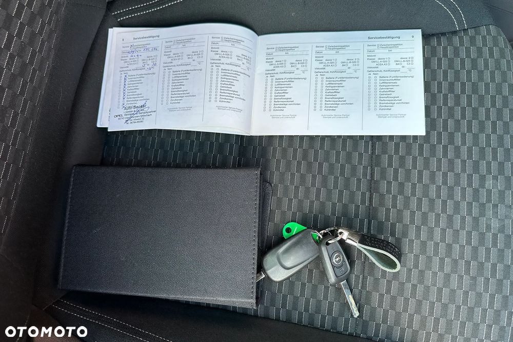 Opel Astra - 38