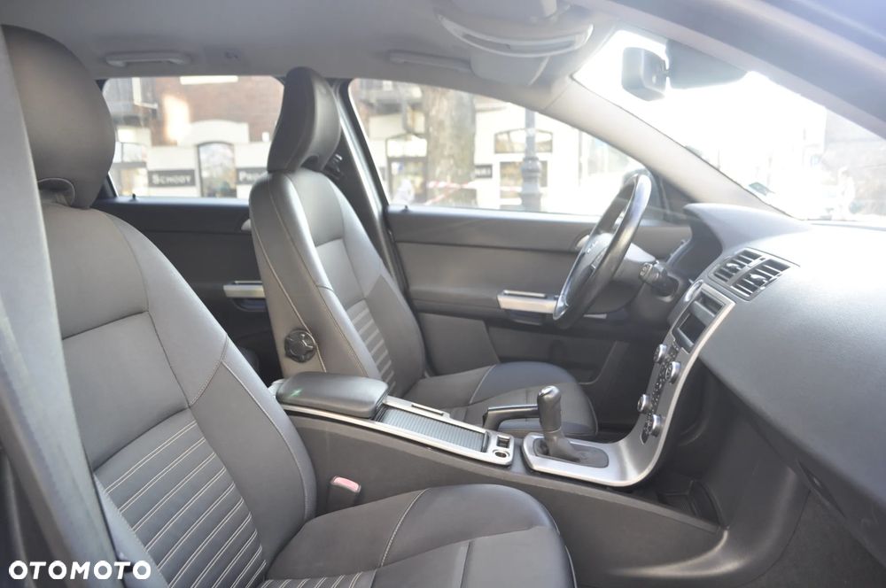 Volvo V50 - 6
