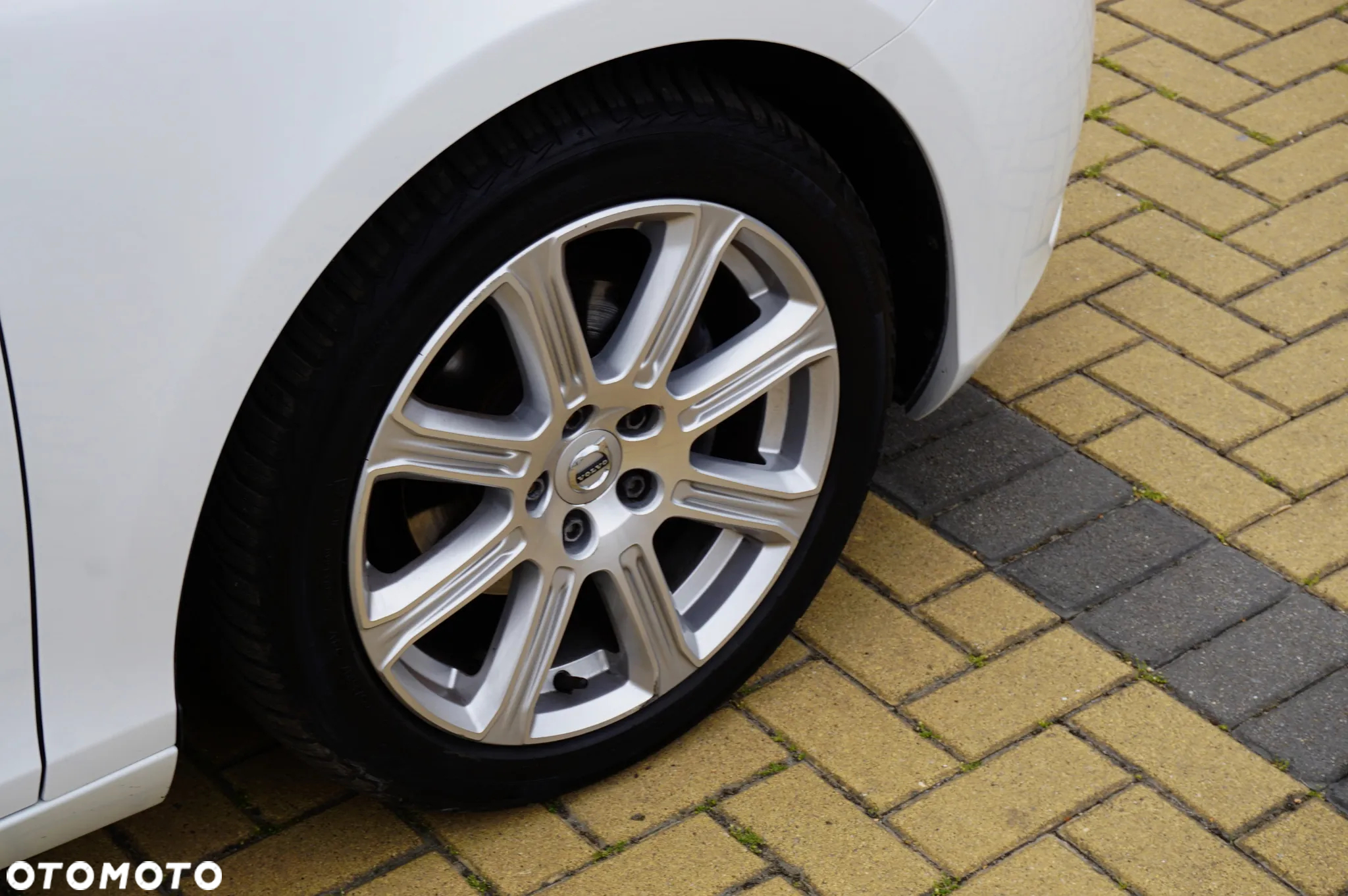 Volvo V40 D2 Inscription - 15