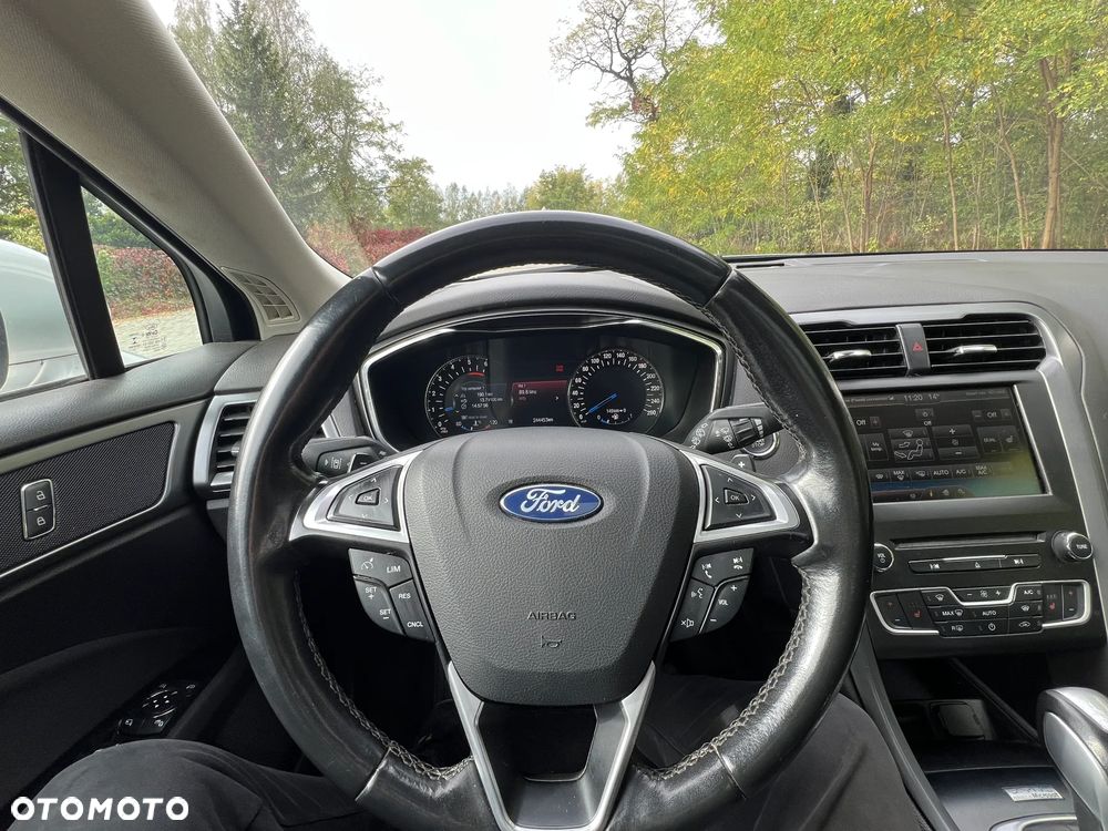 Ford Mondeo 2.0 TDCi Titanium PowerShift - 26