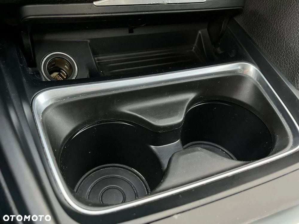 BMW Seria 3 - 34