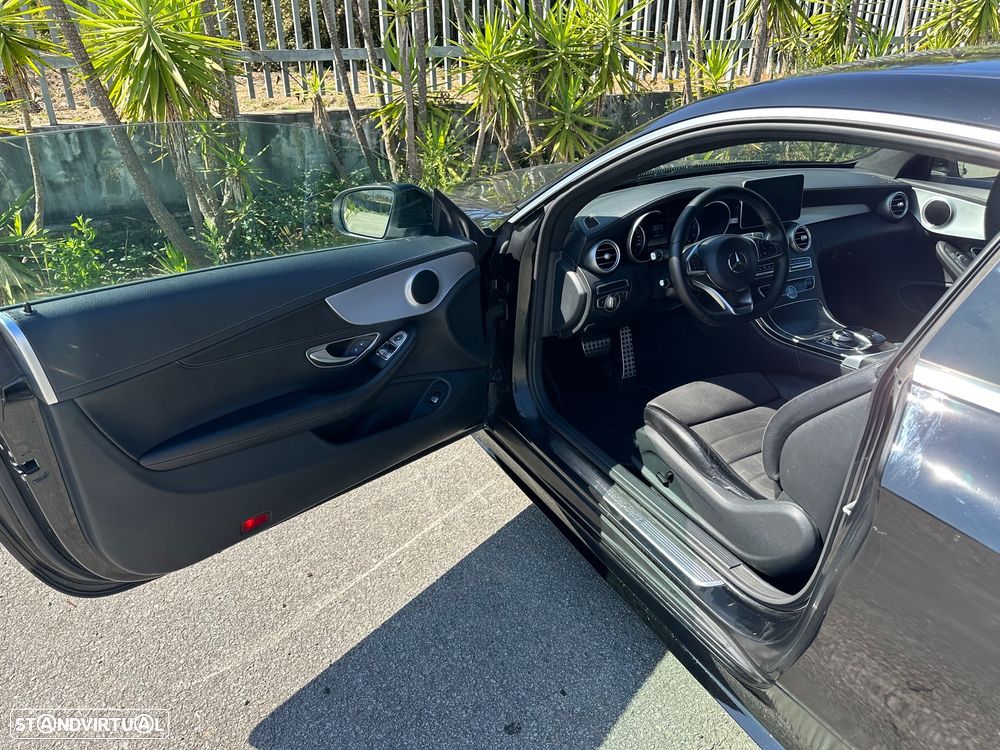 Mercedes-Benz C 220 d Coupe 9G-TRONIC AMG Line - 11