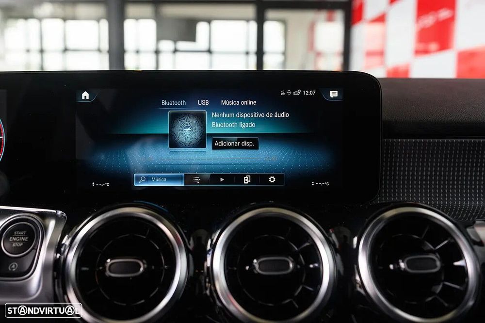 Mercedes-Benz GLB 200 d - 30