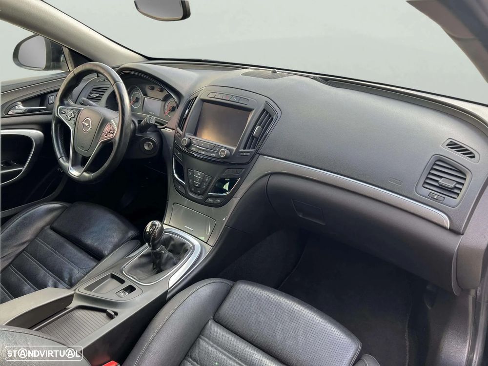 Opel Insignia Sports Tourer 1.4 T Executive GPL - 15