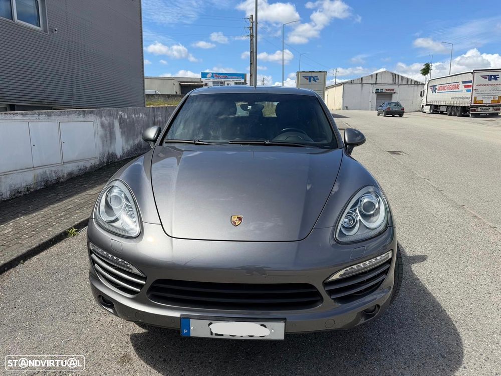 Porsche Cayenne 3.0 V6 - 4