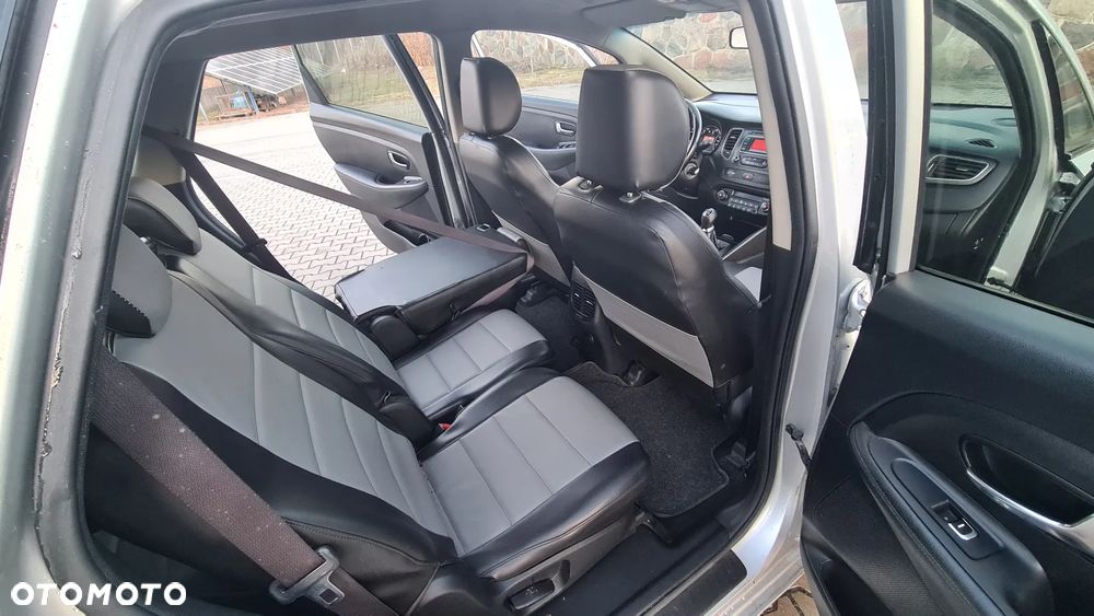 Kia Carens 1.7 CRDi L 7os - 21