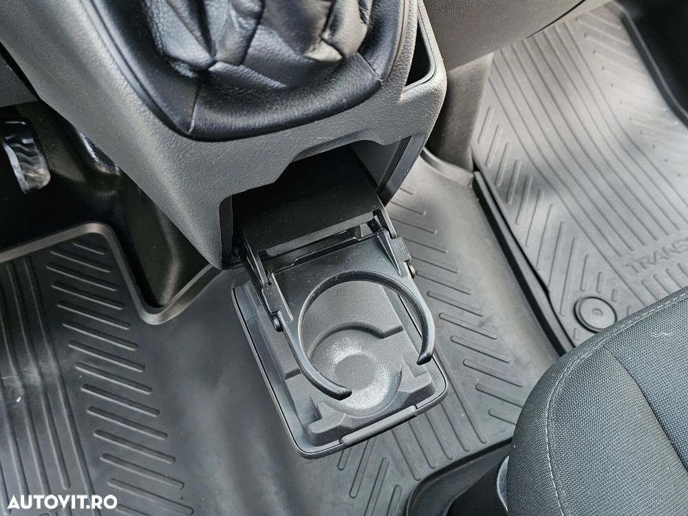 Ford Transit Custom Kombi 320 2.0 EcoBlue 150 CP L2H1 Trend - 24