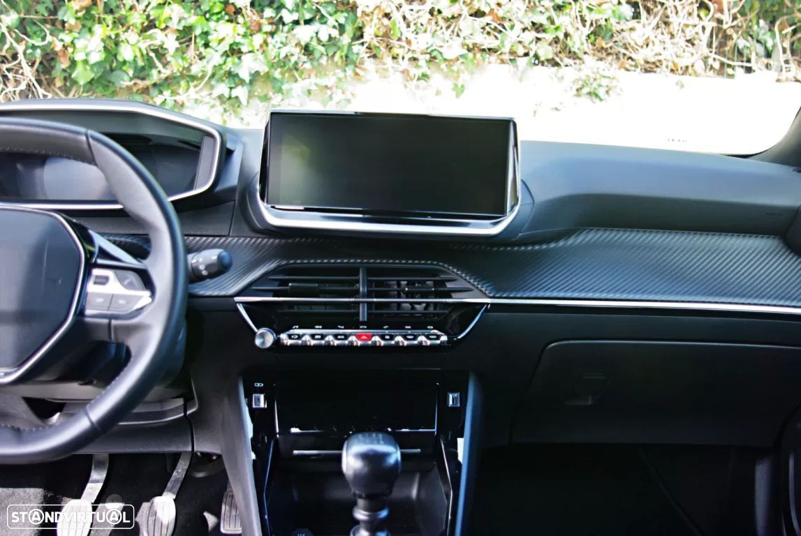 Peugeot 2008 1.2 PureTech Allure - 30