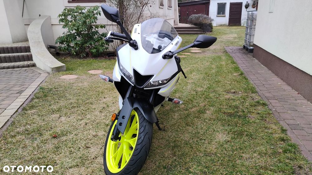 Yamaha R125 - 3