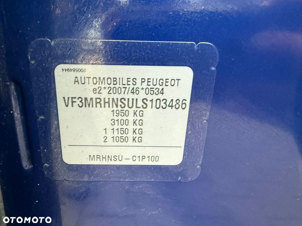 Peugeot 3008 PureTech 130 Stop & Start GPF EAT8 Allure - 21