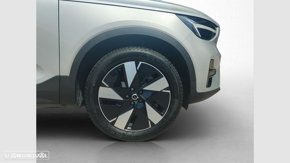 Volvo EX40 82 kWh Single Motor Extended Range Plus - 10