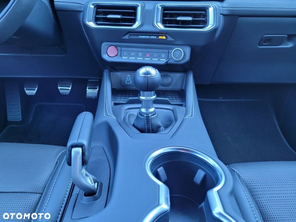 Ford Mustang - 23