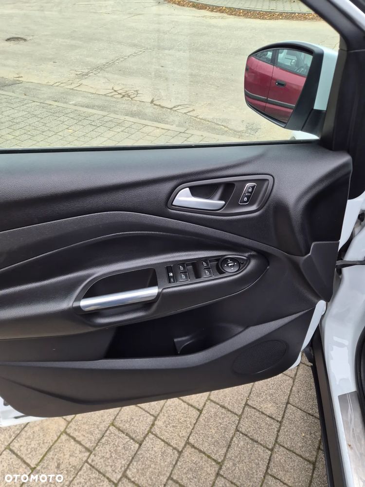 Ford Kuga 2.0 TDCi 4WD Titanium - 15