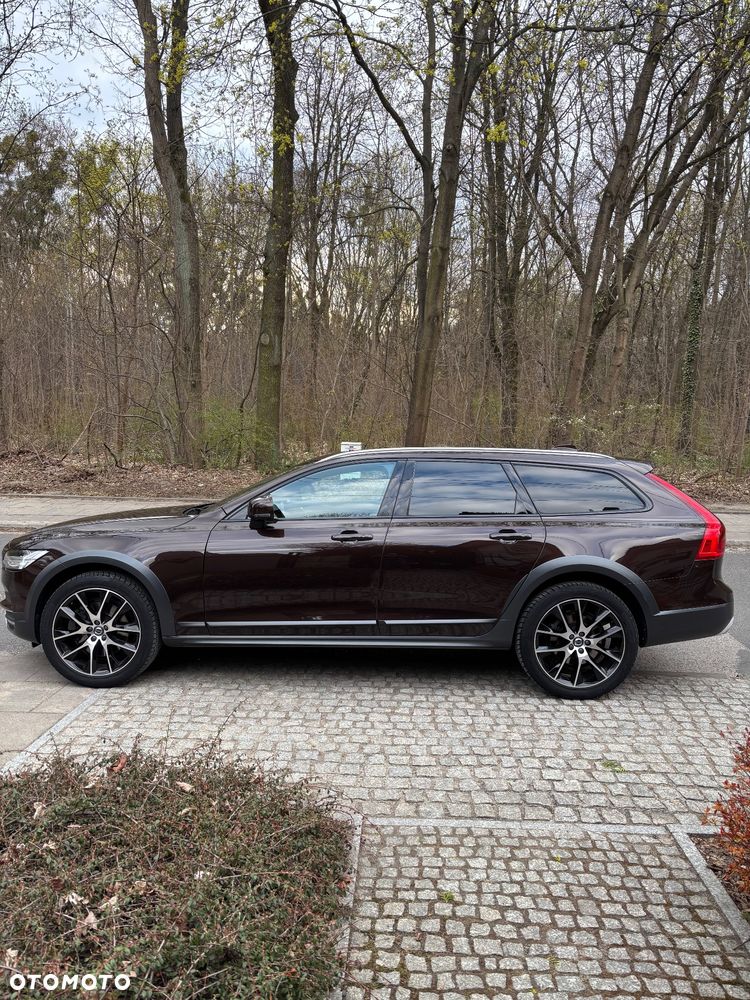 Volvo V90 D5 SCR AWD Momentum Pro - 7