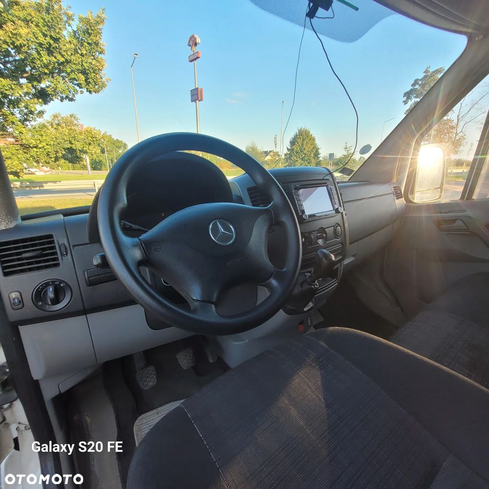 Mercedes-Benz SPRINTER - 11