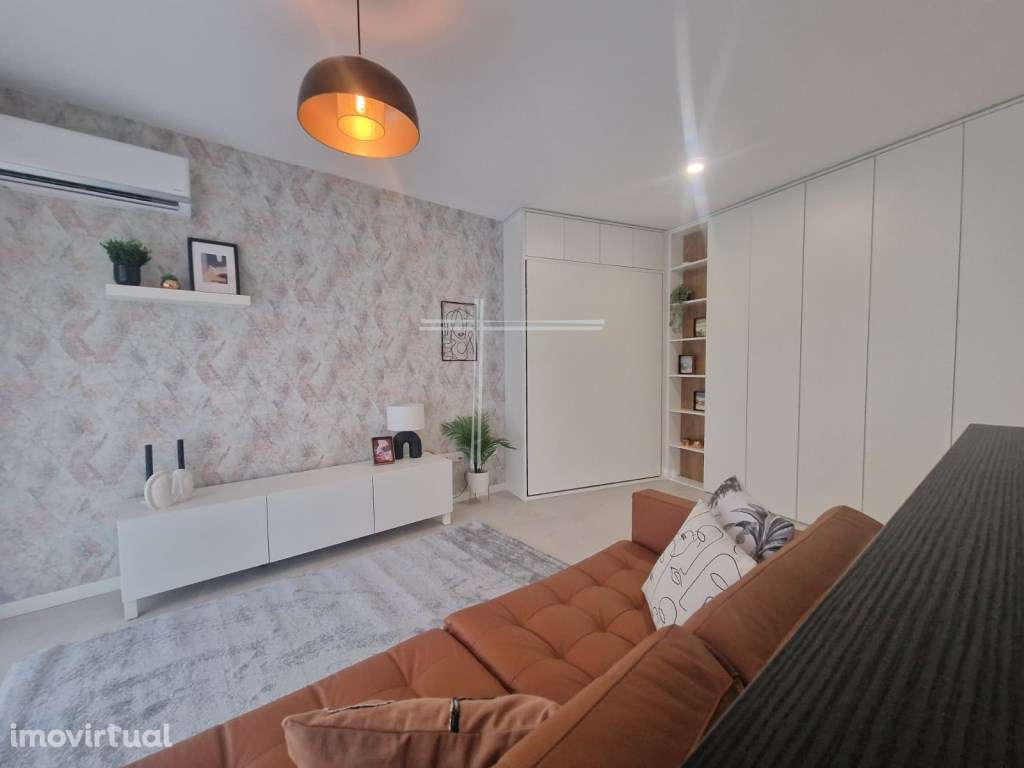 Apartamento totalmente mobilado e equipado - Avenidas Novas - Grande imagem: 3/10