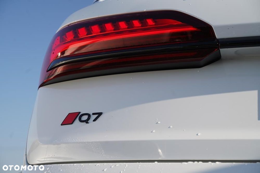 Audi Q7 ver-45-tdi-mhev-quattro-s-line-tiptr - 18