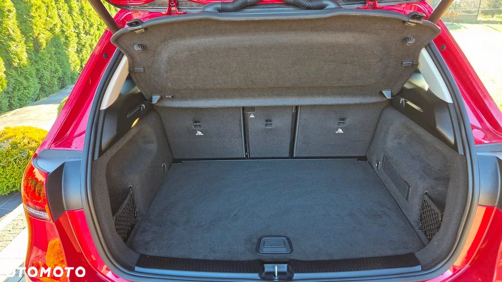 Mercedes-Benz Klasa B 180 Progressive 7G-DCT - 37