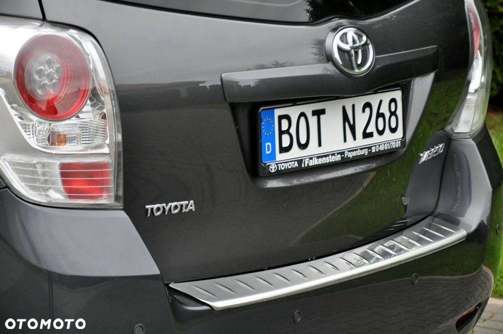 Toyota Verso - 16