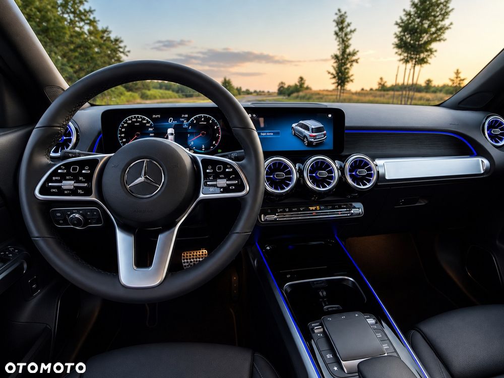 Mercedes-Benz GLB 250 4-Matic 8G-DCT - 18