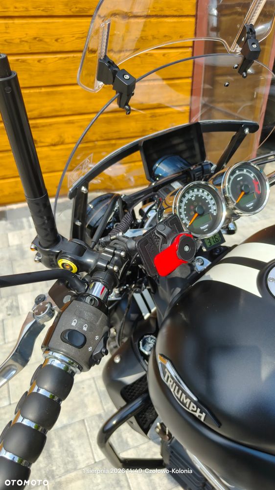 Triumph Rocket - 9